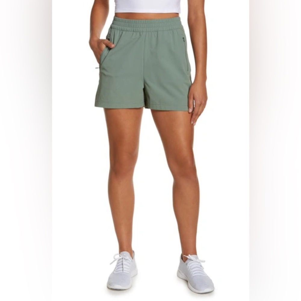 Sweaty Betty Summit Water Resistant Hiking Shorts in Heath Green XS‎ NWT